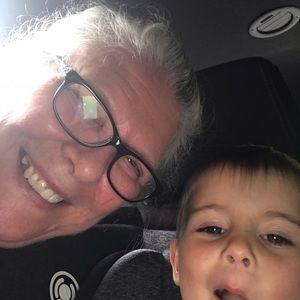 Meet your Posher, Sandra